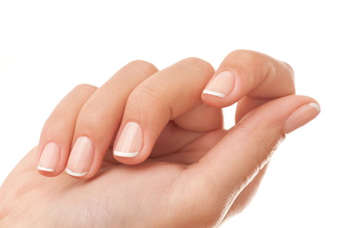 Beauté des Mains avec Vernis Semi-Permanent — institut Cosmesud à Baillargues
