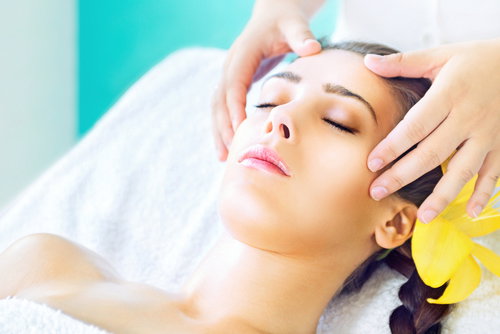 Soin Hikari Glow – L'éclat assuré ! — institut Cosmesud à Baillargues