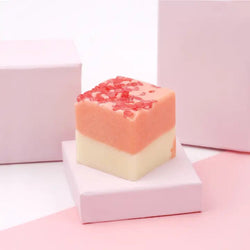 Cube de Bain Pamplemousse-Fraise (40 g) - BadeFee
