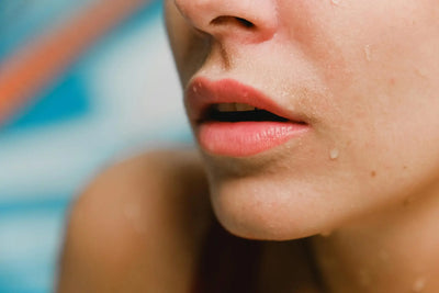 Épilation à la cire des lèvres pour une peau lisse et nette chez Cosmesud à Baillargues