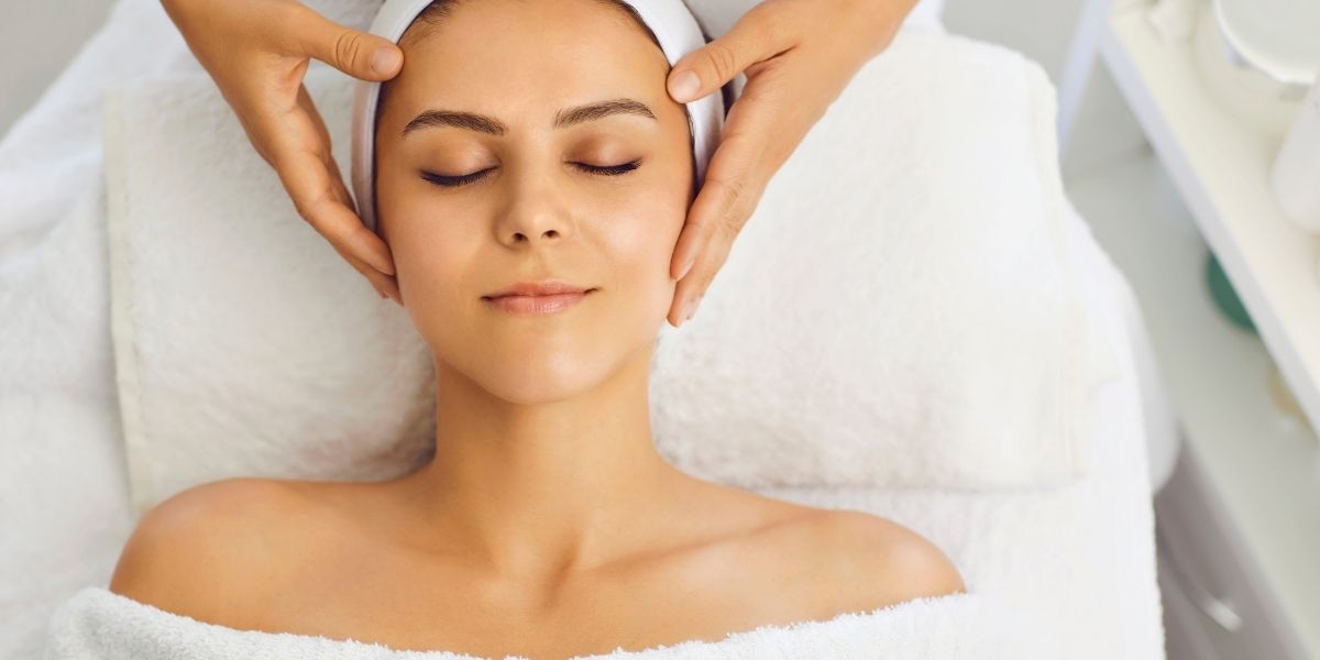 Soin visage Éclat Zen à Baillargues – massage relaxant et éclat naturel